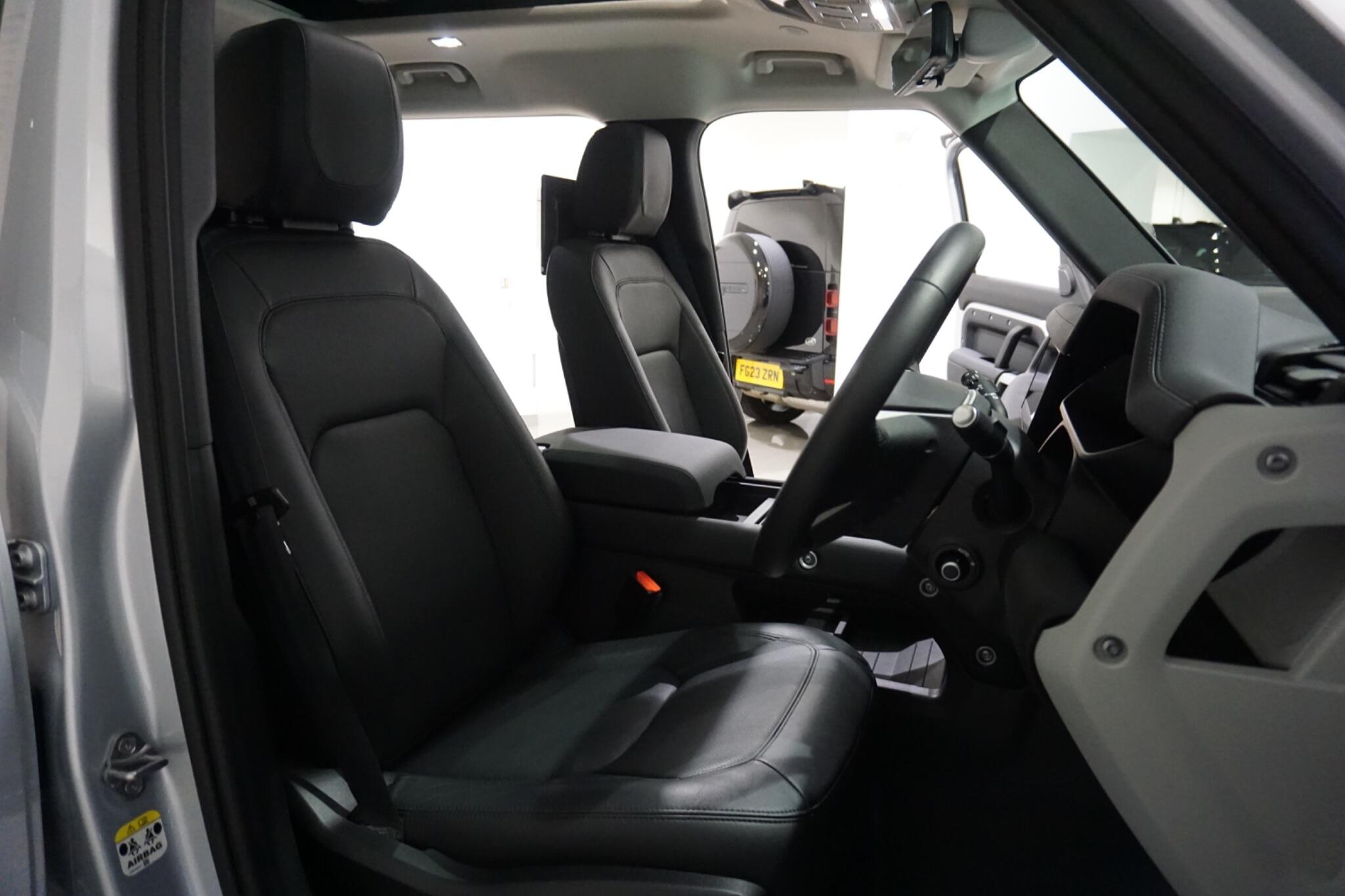 Land Rover Defender 110 2.0 P400e 15.4kWh XS Edition SUV 5dr Petrol Plug-in Hybrid Auto 4WD Euro 6 (s/s) (404 ps)